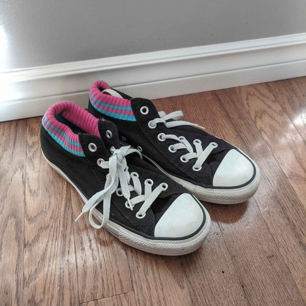 Unique Black Converse Low Tops